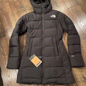 The North Face Women's Black Puffer Coat